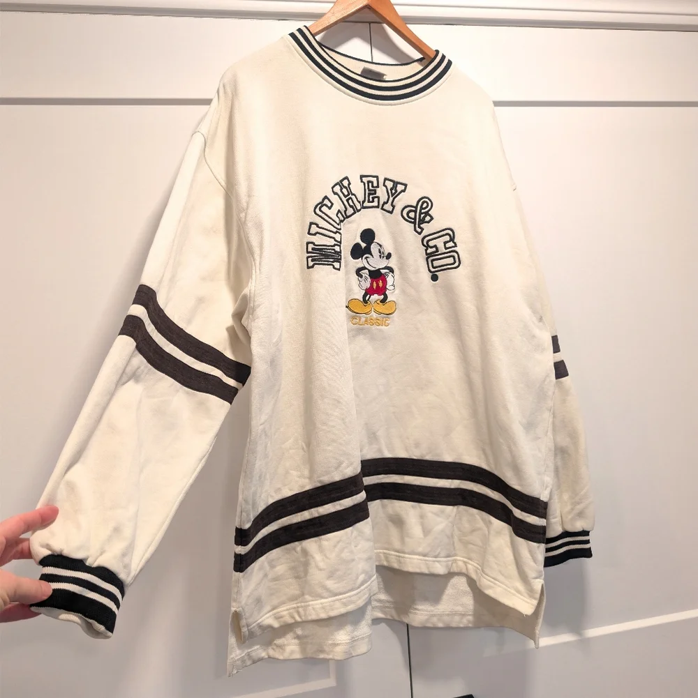 VINTAGE 90s Mickey & Co Cream Pullover Oversized Boxy Varsity Sweatshirt - Picture 1 of 10